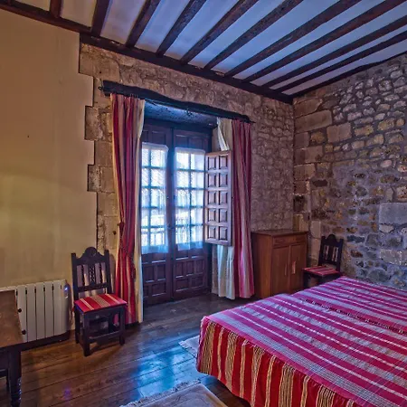 Hotel Altamira 3*