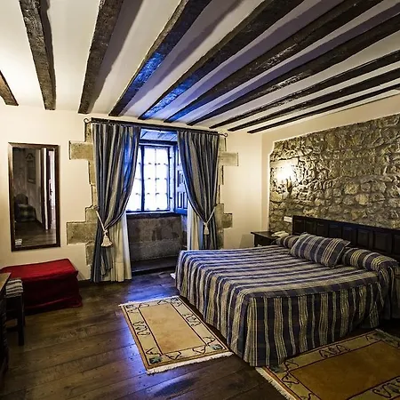 Hotel Altamira 3*